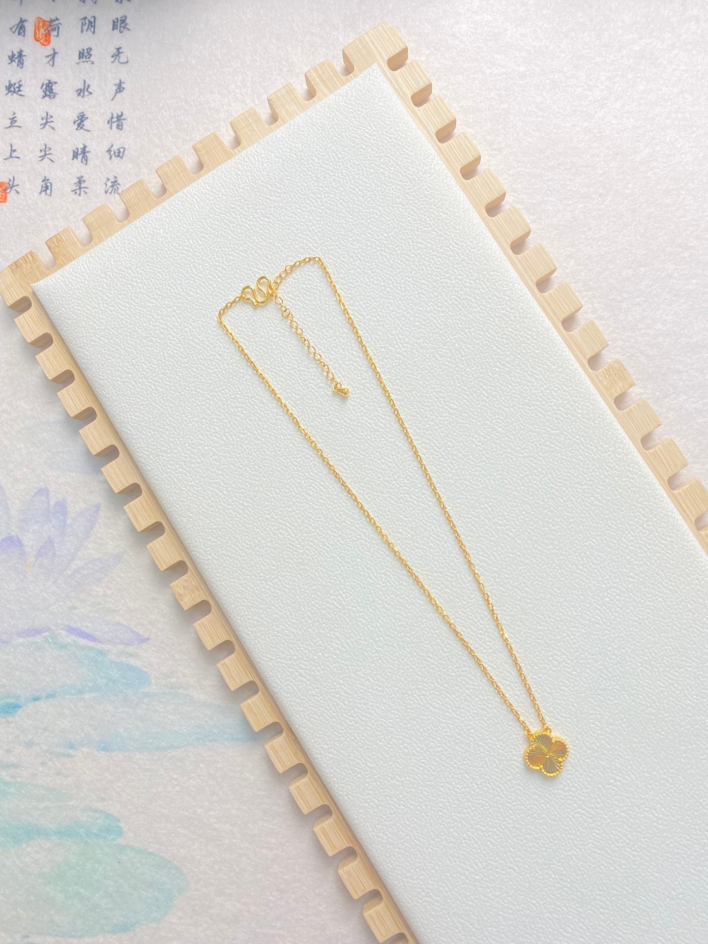 Four leaf clover necklace