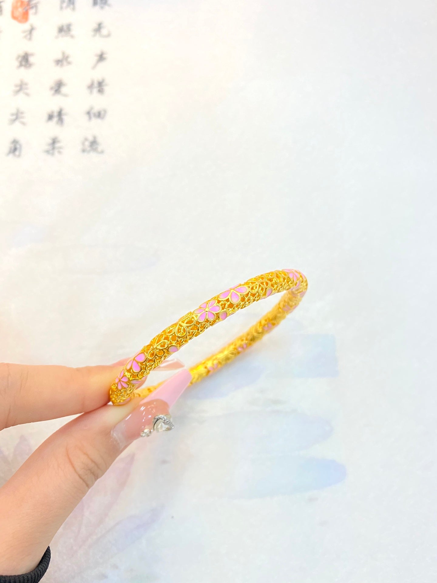 Peach Blossom Round Bracelet
