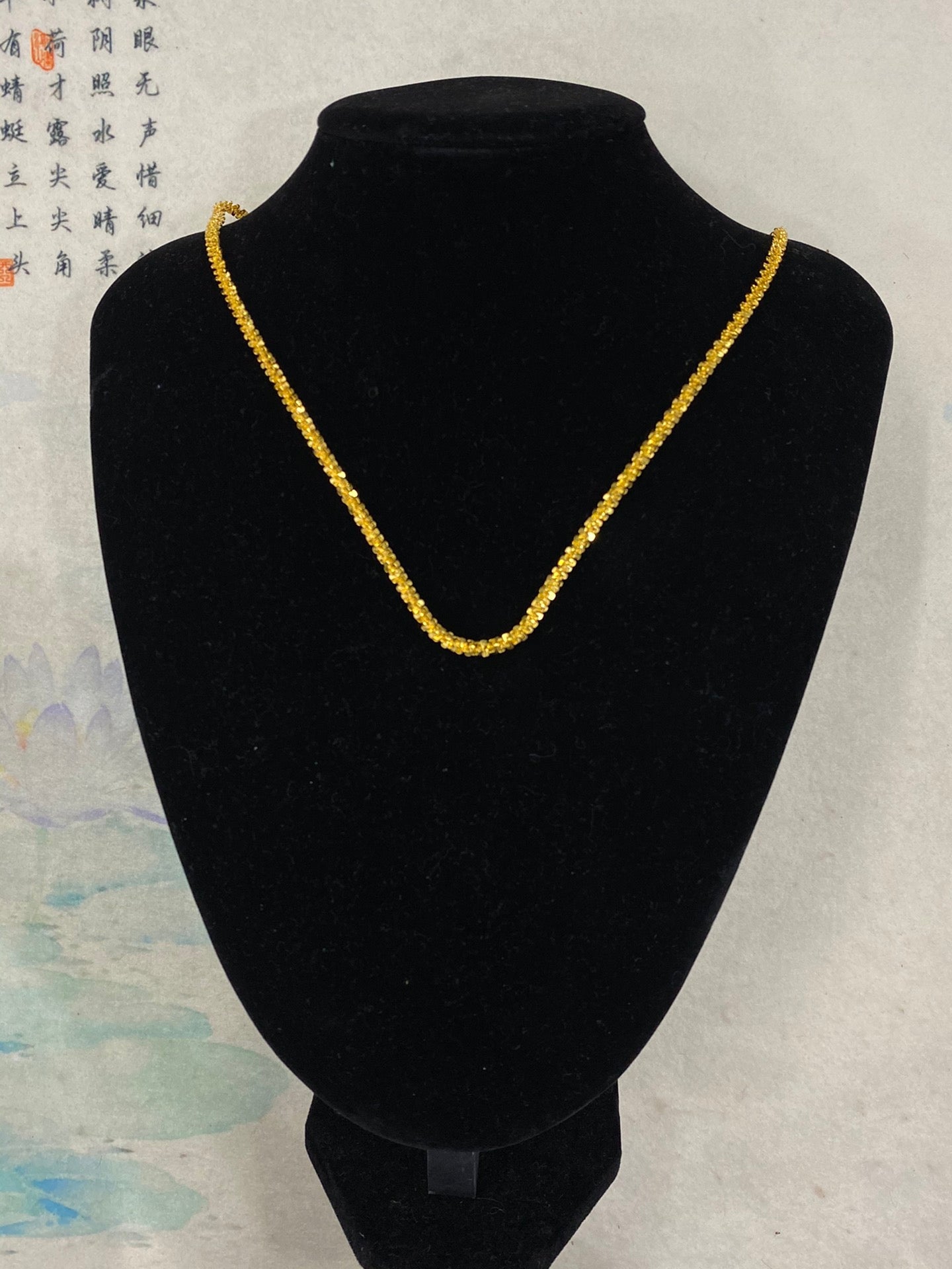 glittering gold necklace