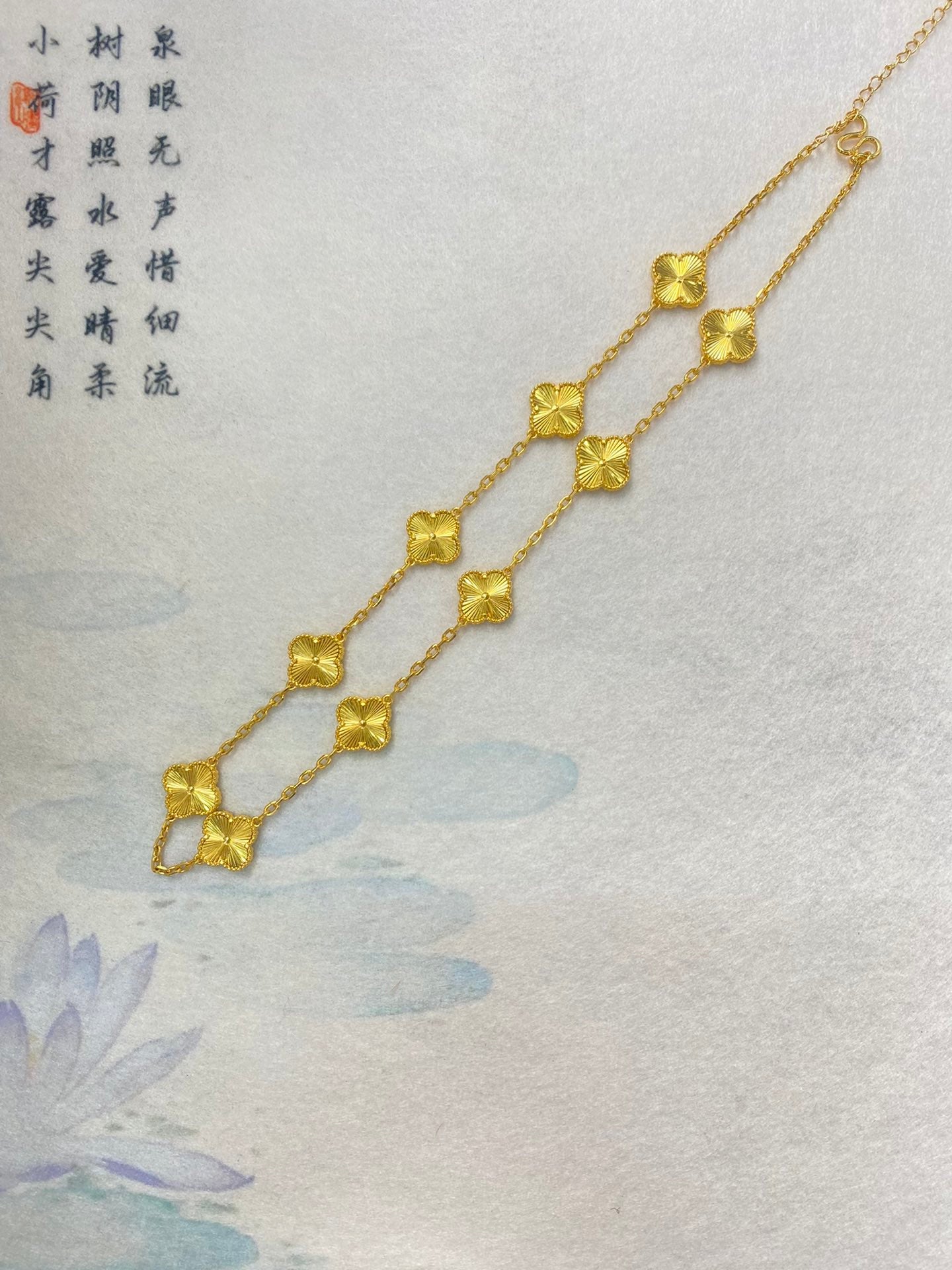 Four leaf clover necklace