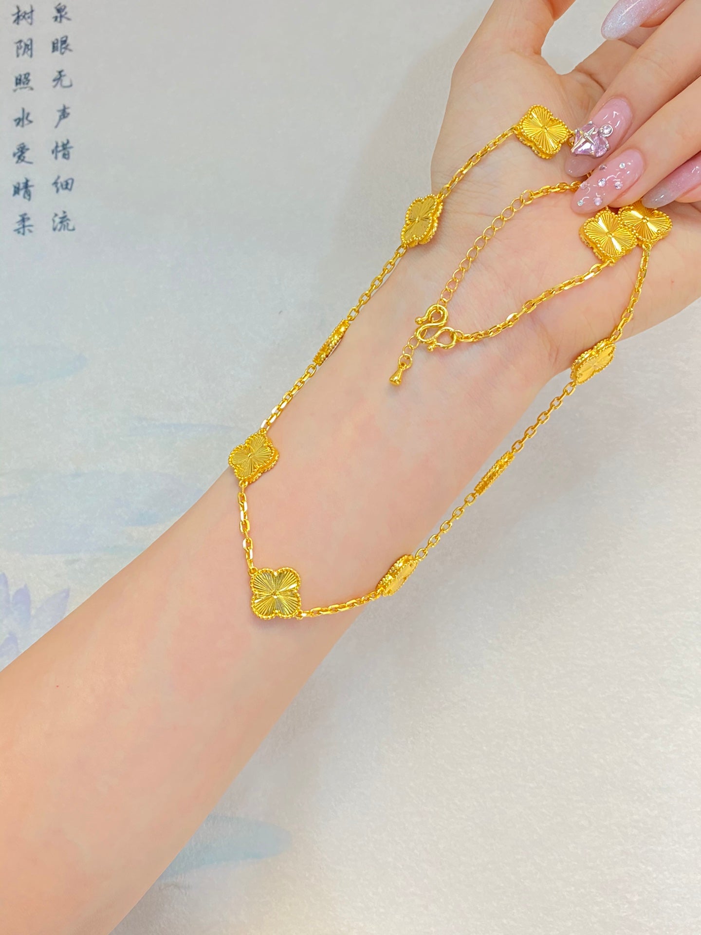 Four leaf clover necklace