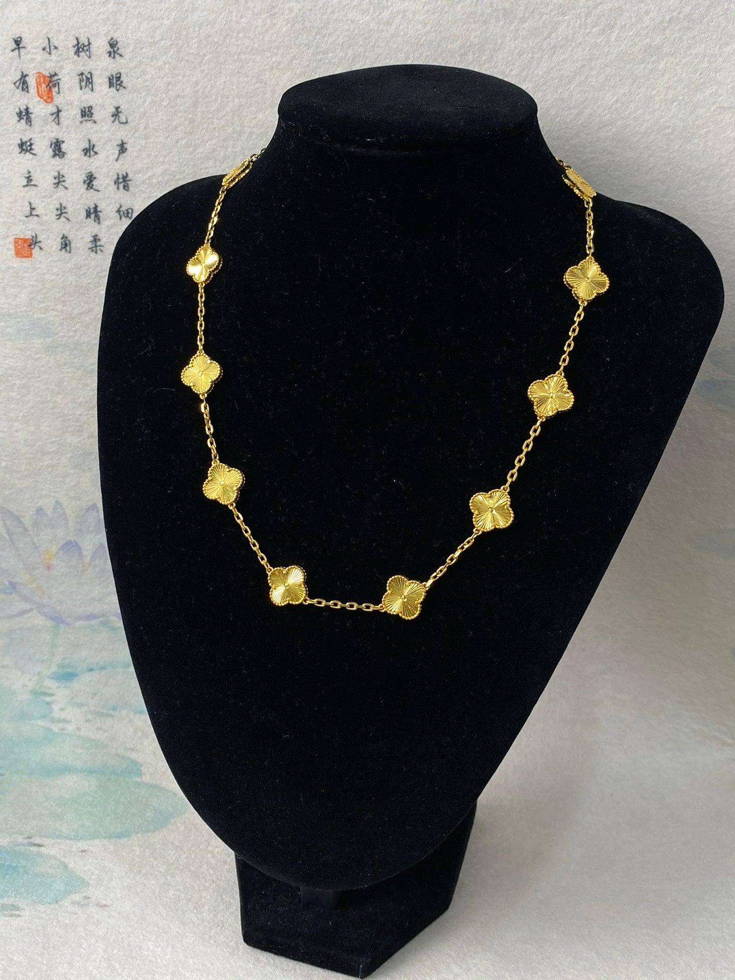 Four leaf clover necklace