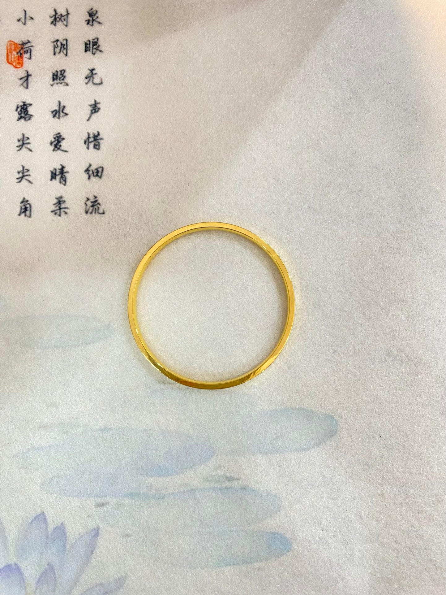 Heart shaped bracelet(62)