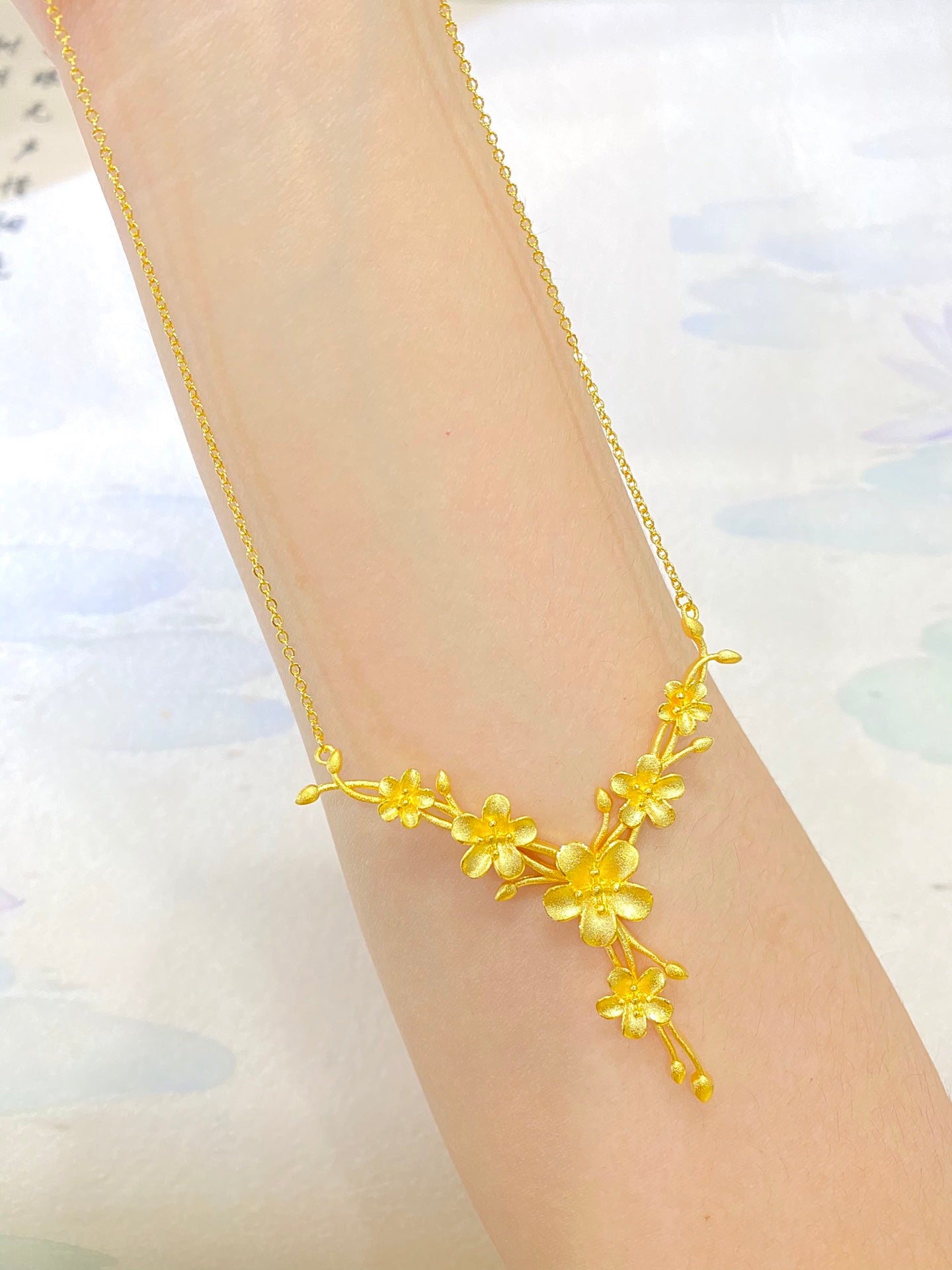 Three Life Flower Necklace