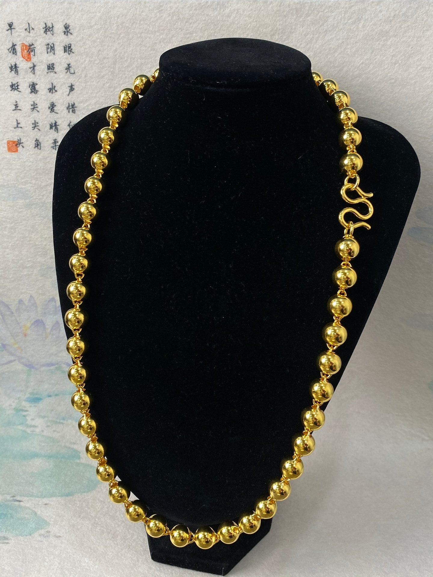 Pearl necklace