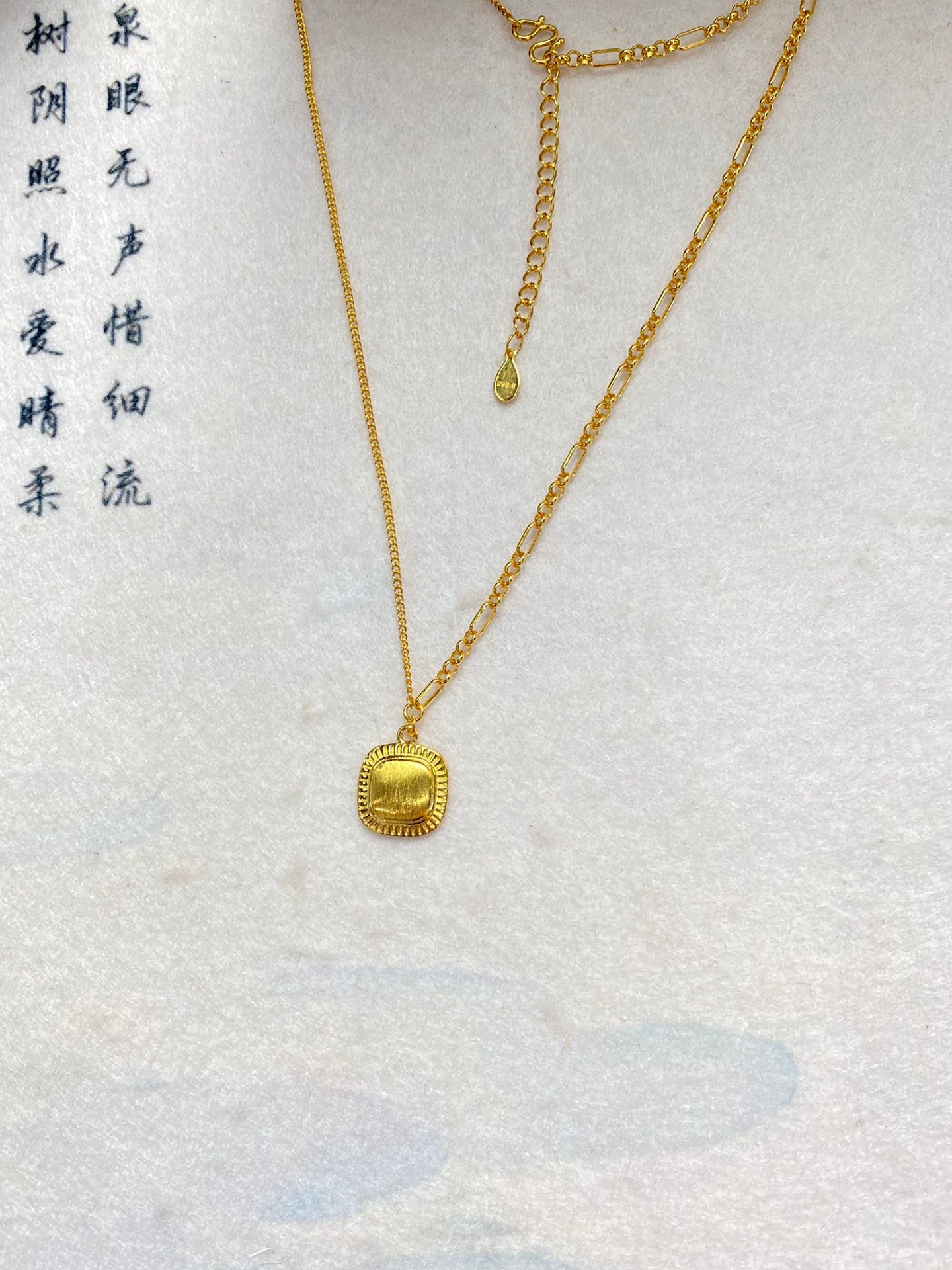 Bread necklace