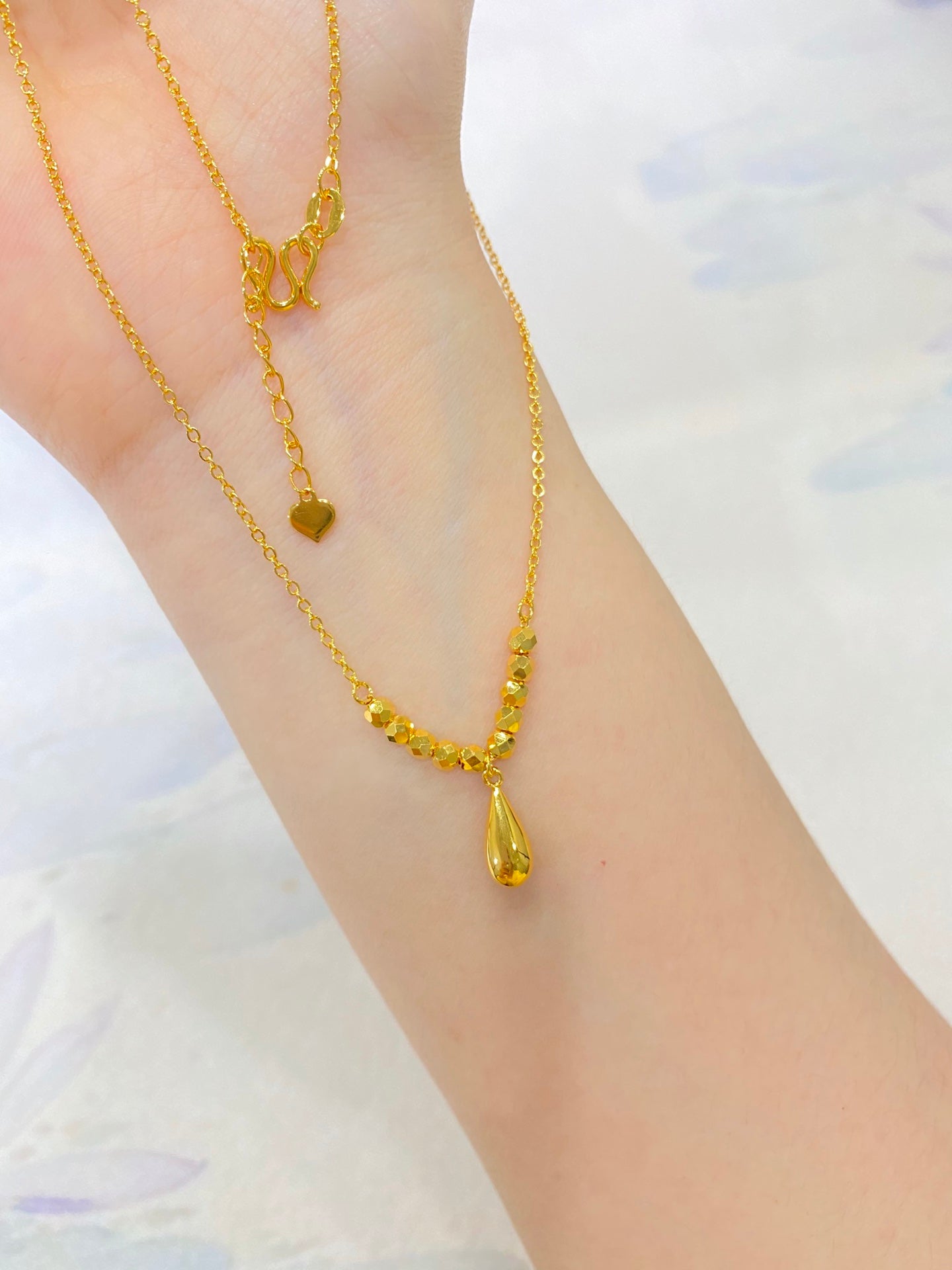 Waterdrop necklace