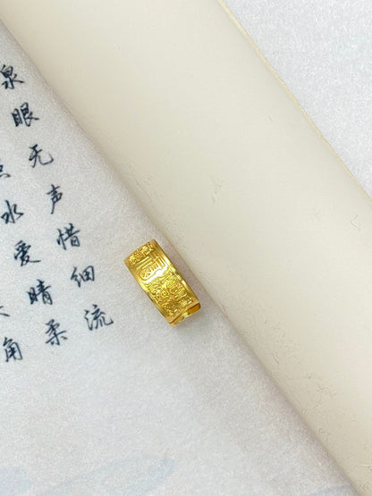 One hundred lucky rings