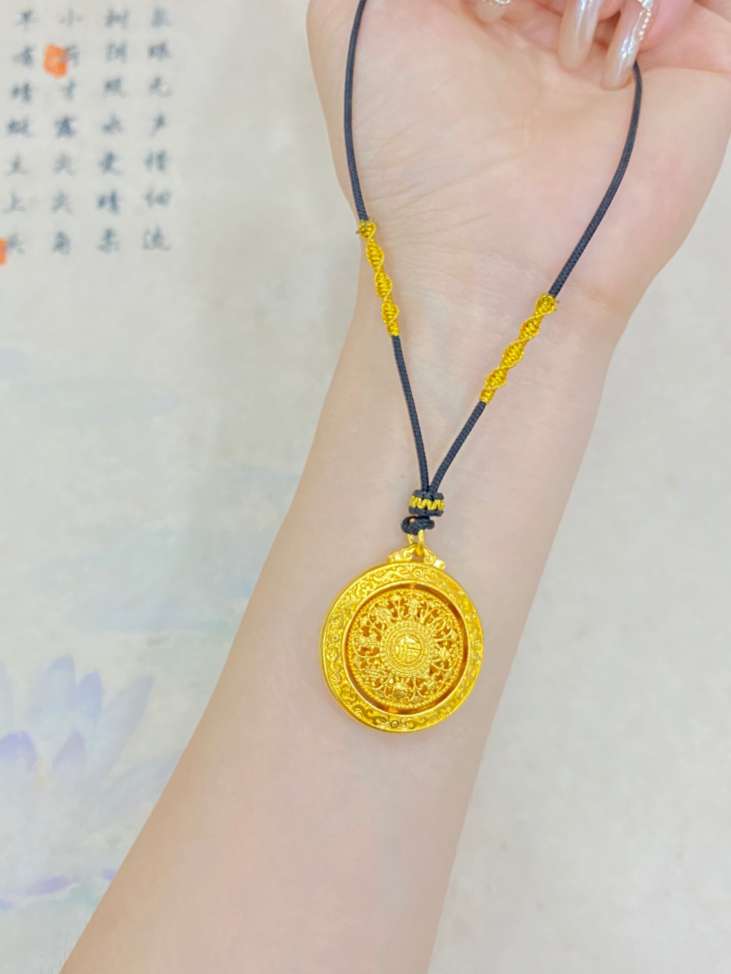 经纬仪吊坠