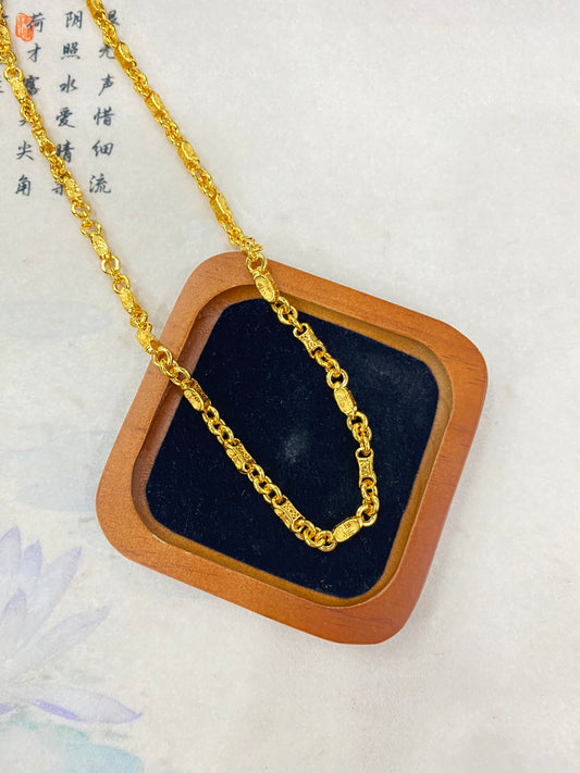 Yuanbao necklace