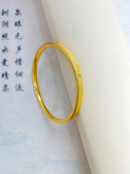 Diamond Patterned Bracelet