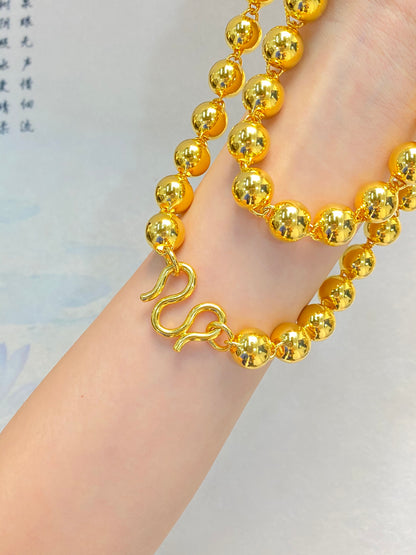 Pearl necklace