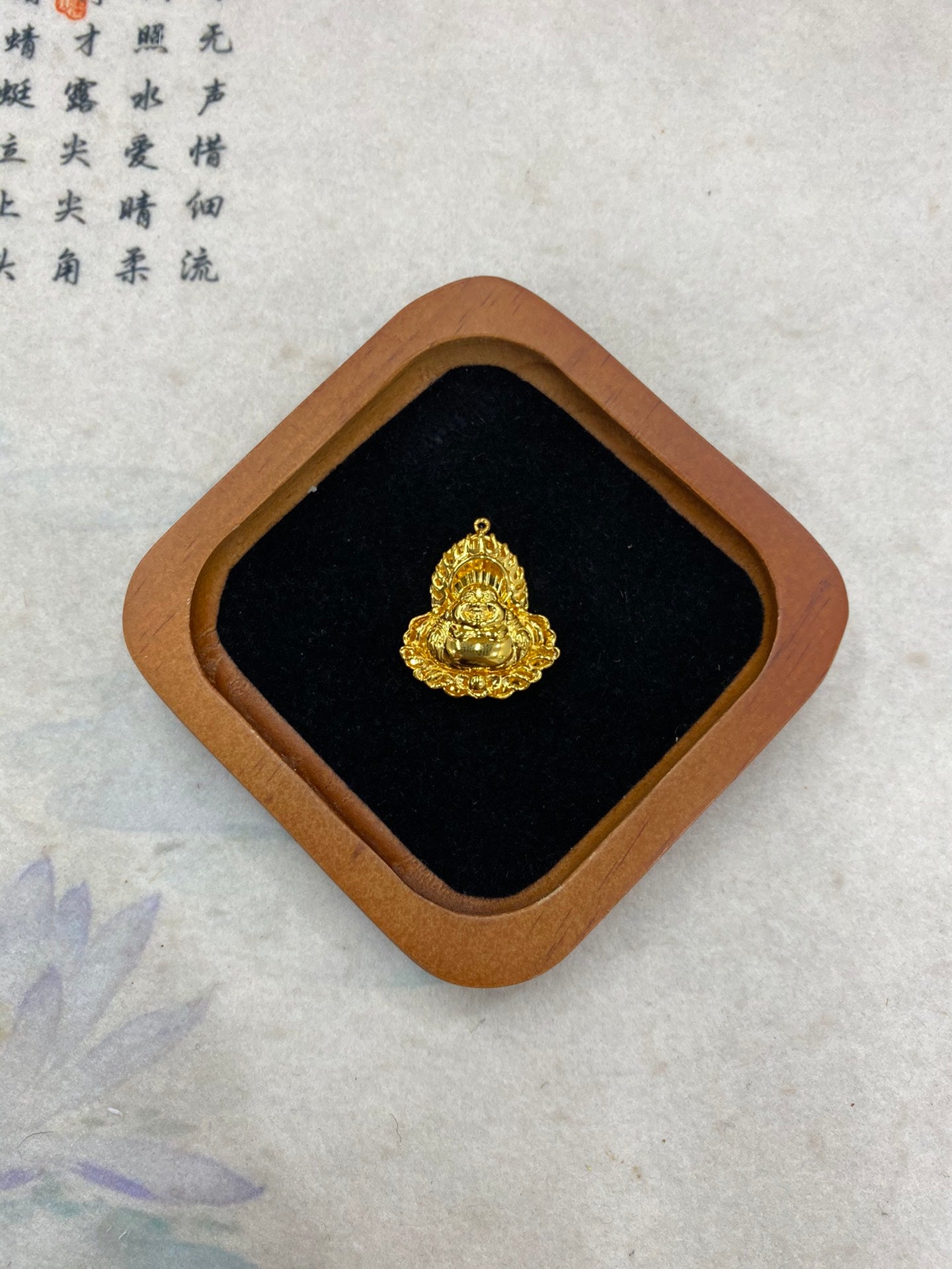 Flammen-Maitreya-Buddha-Anhänger