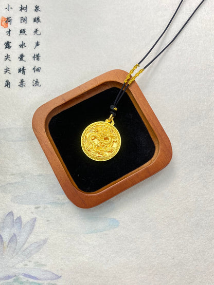 八宝龙吊坠