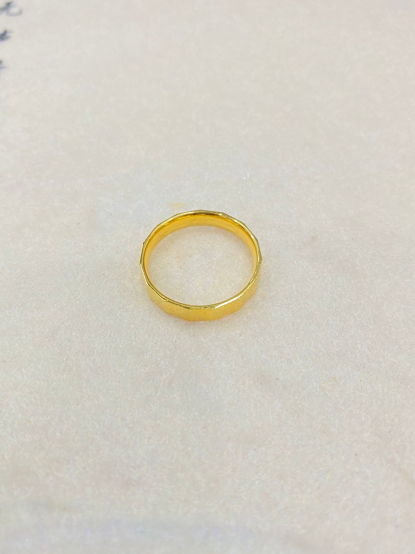 Diamond shaped square ring