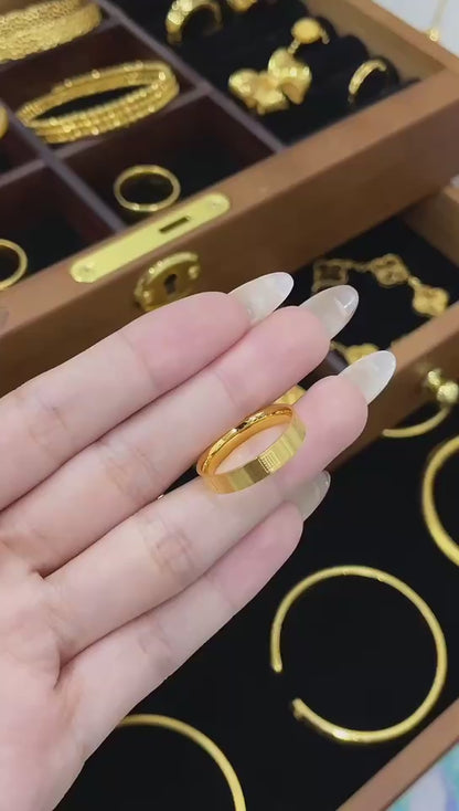 Square brushed ring