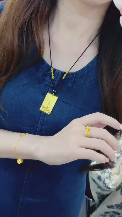 Heart Sutra Buddha Hand Pendant